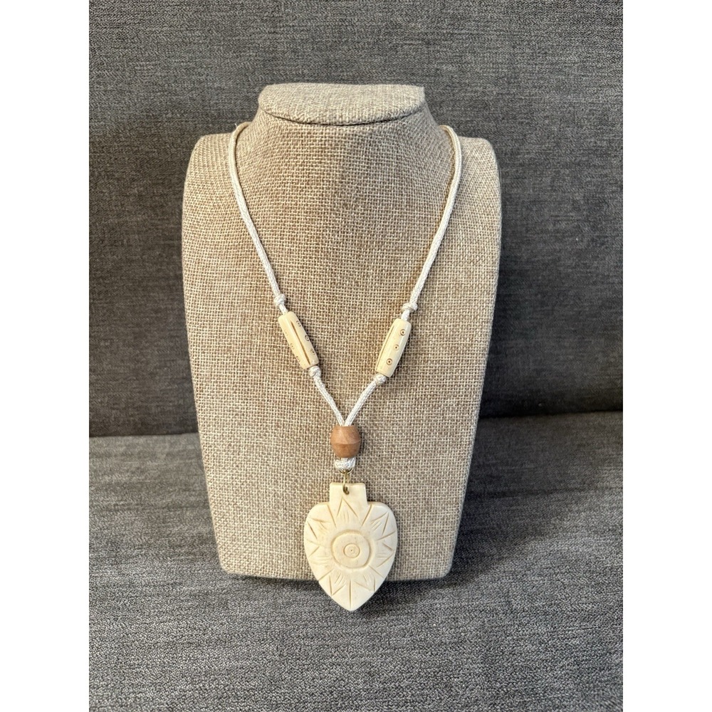 Vintage Hand Carved Native Pendant Necklace Cream Color, Strange Connectors